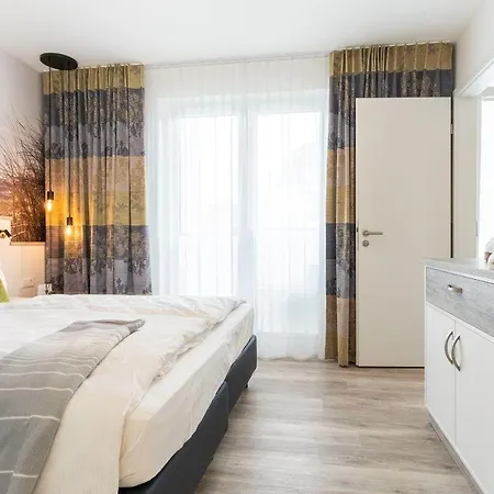 شقة Haus-meerblick-villa-wohnung-17 *